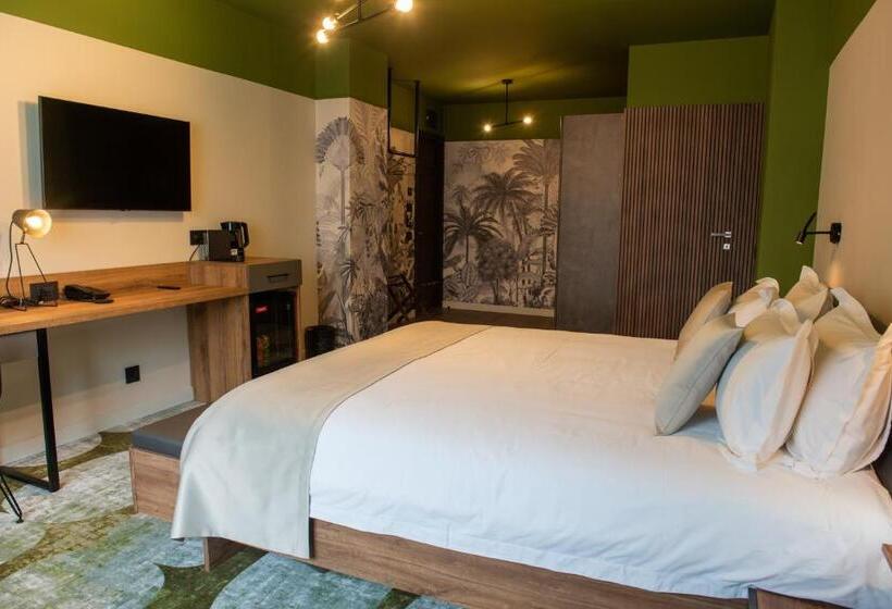 سوییت سوپریور, Bucharest Comfort Suites