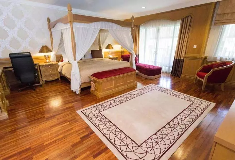プールビュースイート, Cyberview Resort & Spa