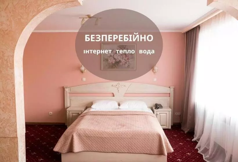 سوییت جونیور سوپریور, Halychyna