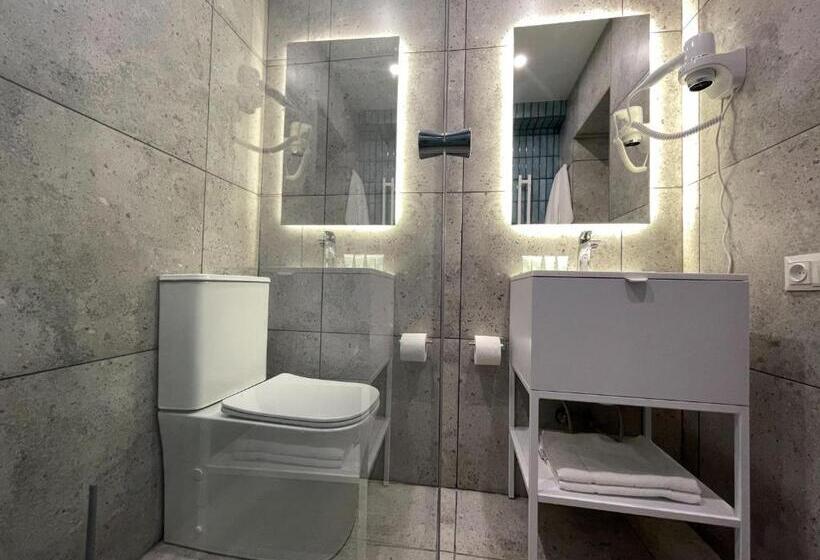 침실 1개 아파트, Halychyna