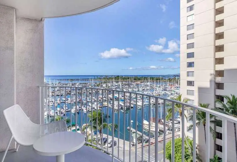 استودیو استاندارد با تخت کینگ, Hilton Vacation Club Flamingo Beach St. Maarten