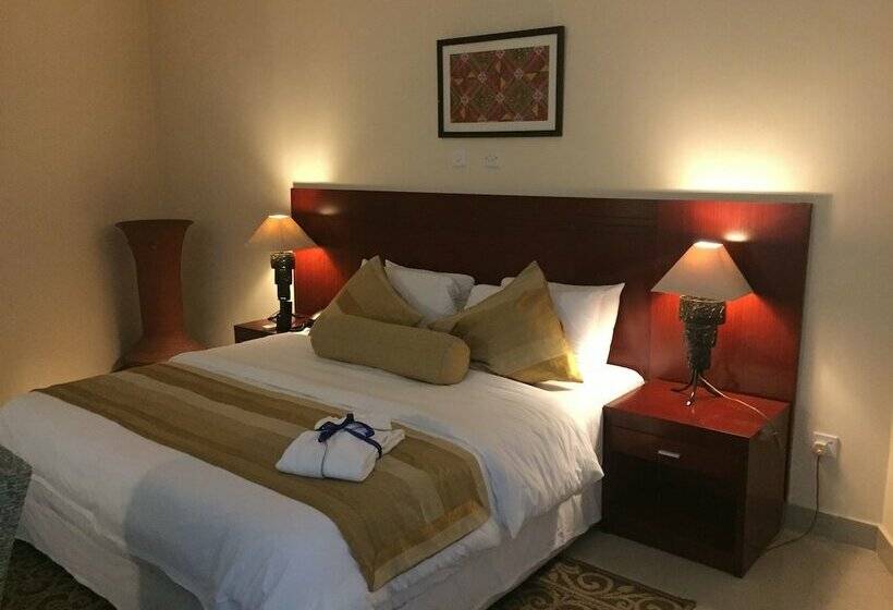 سوئیت پرزیدنت, La Palm Royal Beach