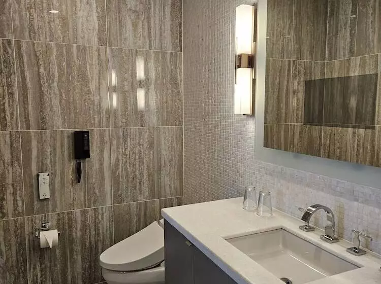 سوییت اجرایی, Leopalace Resort Guam