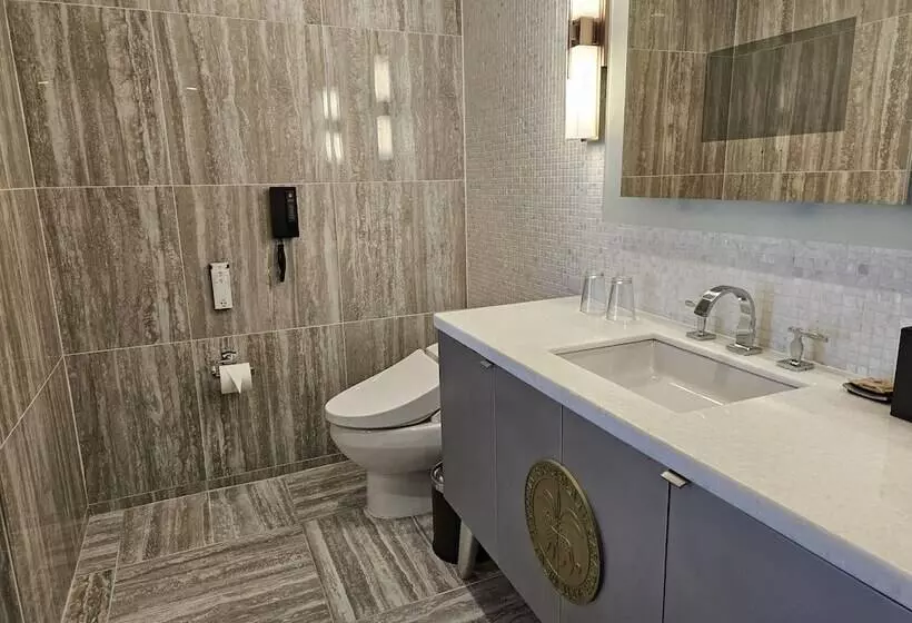 سوییت اجرایی, Leopalace Resort Guam