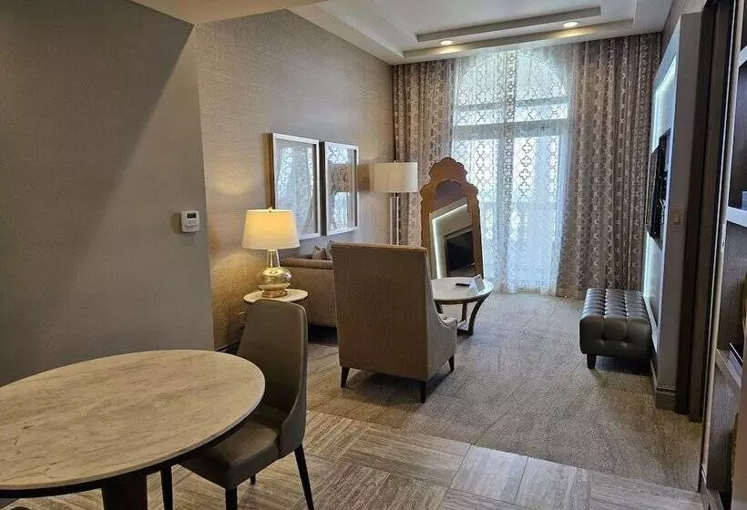 سوییت اجرایی, Leopalace Resort Guam