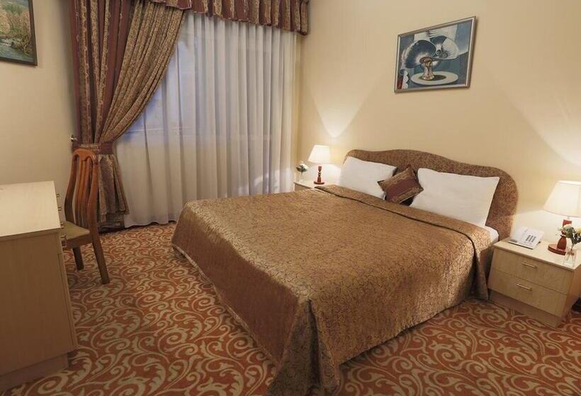 주니어 스위트, Metropol Hotel Yerevan