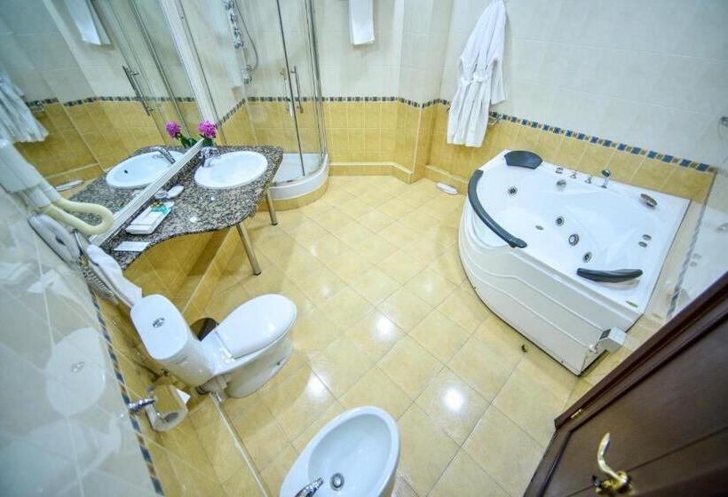 סוויטה נוף להרים, Metropol Hotel Yerevan