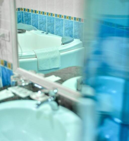 סוויטה משפחתית, Metropol Hotel Yerevan