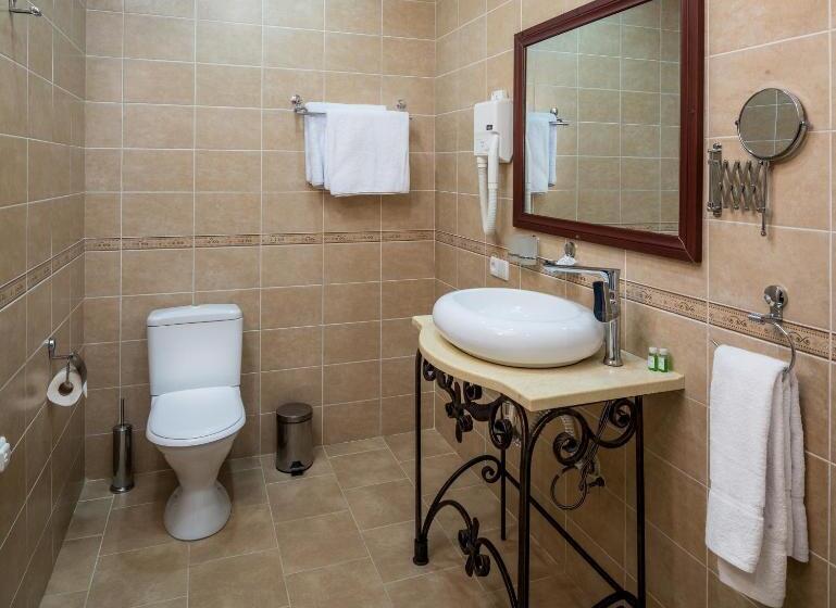 带2个双人床的标准工作室, Orient Star Khiva Hotel  Madrasah Muhammad Aminkhan 1855