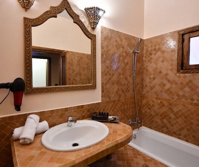 סוויטת נושא, Oscar Hotel by Atlas Studios