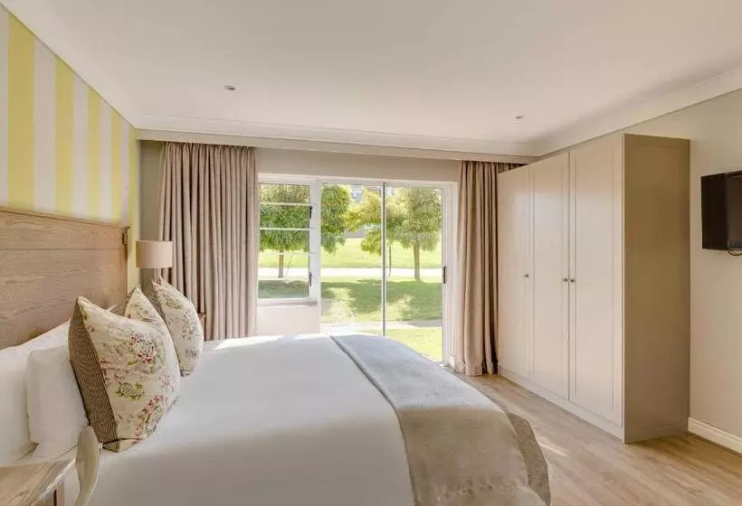 キングサイズベッドのスタンダードルーム, Protea Hotel By Marriott Stellenbosch & Conference Centre