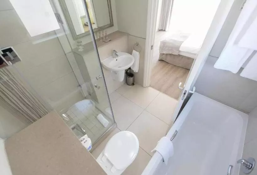 キングサイズベッドのスタンダードルーム, Protea Hotel By Marriott Stellenbosch & Conference Centre