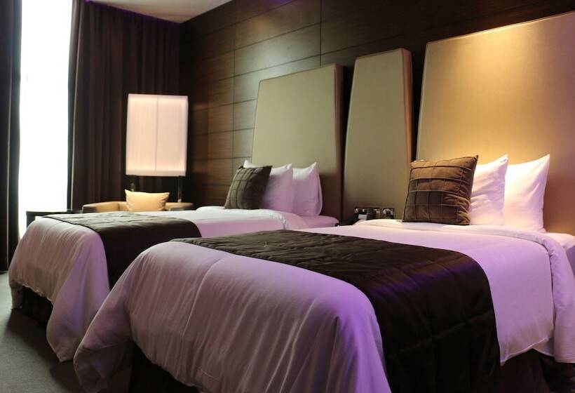 Номер Superior, Radisson Blu Atria Bengaluru