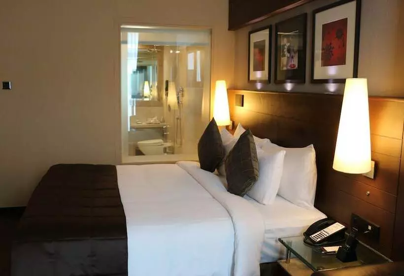 デラックスルーム, Radisson Blu Atria Bengaluru