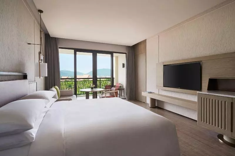 景色の見えるデラックスルーム, Sanya Marriott Yalong Bay Resort & Spa
