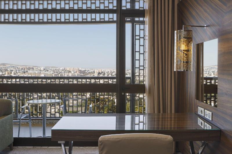 غرفة ديلوكس سرير كينج, Sheraton Tunis