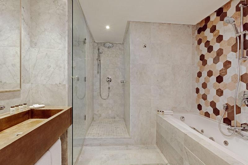 غرفة ديلوكس سرير كينج, Sheraton Tunis