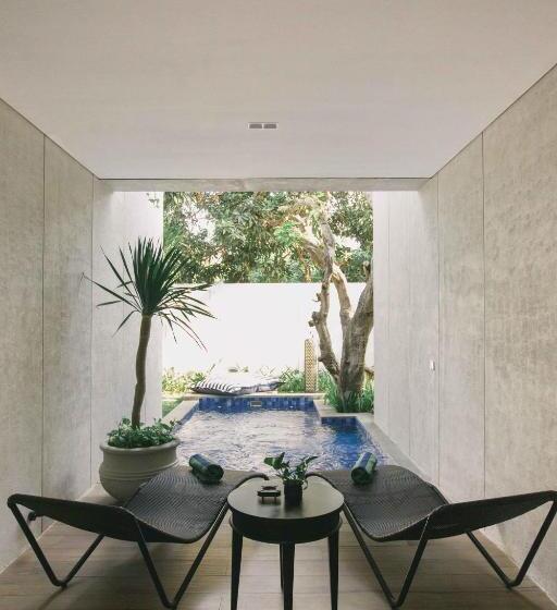 주니어 스위트 풀장 전망, The Vira Bali Boutique Hotel & Suite