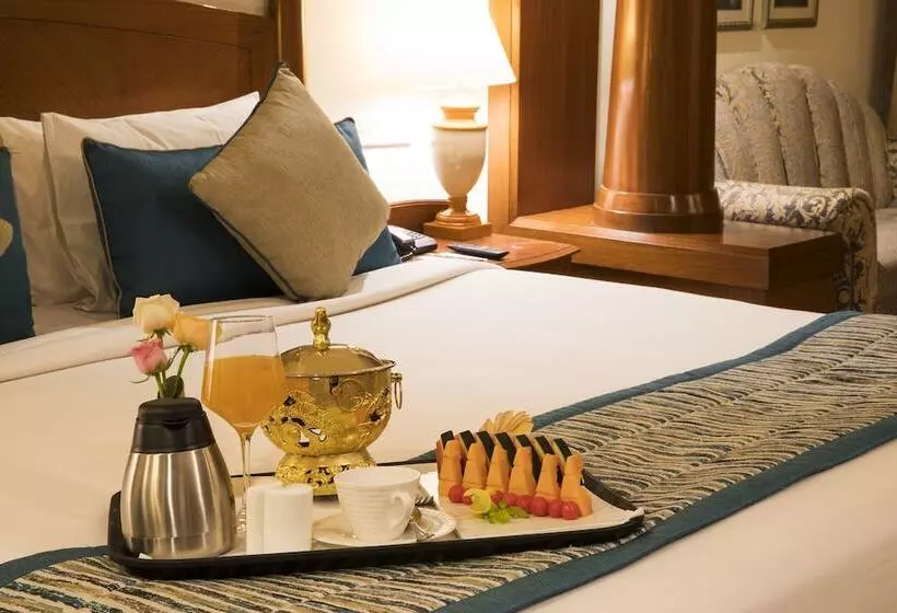 اتاق لوکس, Tivoli Garden Resort