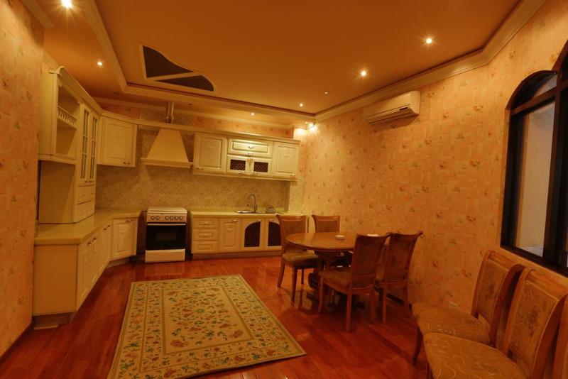 주니어 스위트, Metropol Hotel Yerevan