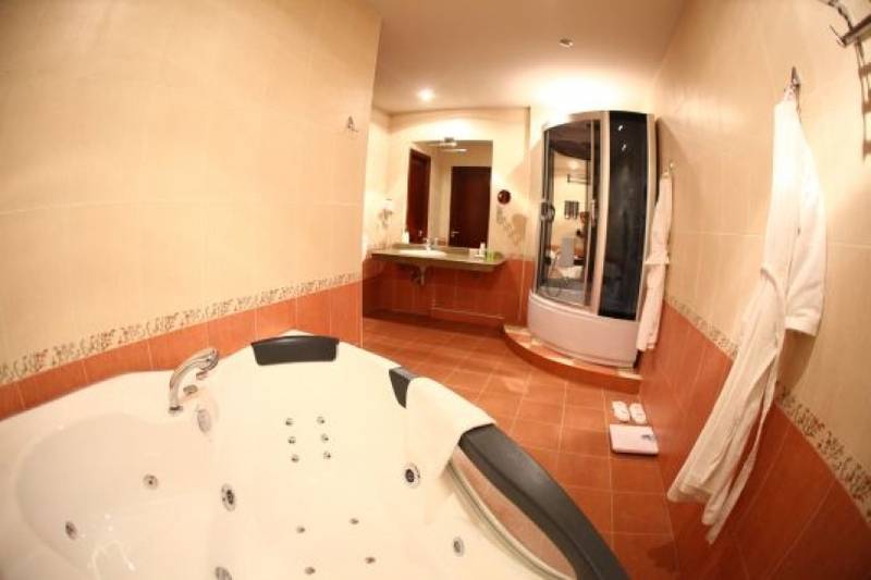 스위트, Metropol Hotel Yerevan