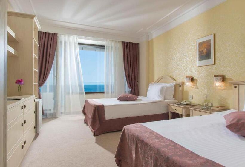 수피리어 스위트 바다 전망, The Palace Hotel, Sunny Day