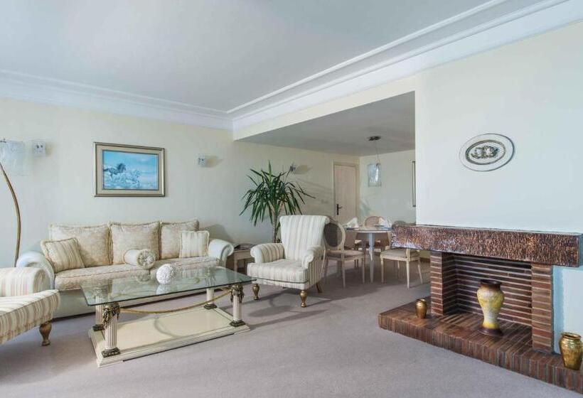 수피리어 스위트 바다 전망, The Palace Hotel, Sunny Day