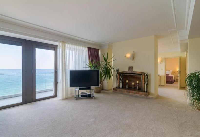 프레지덴셜 스위트, The Palace Hotel, Sunny Day