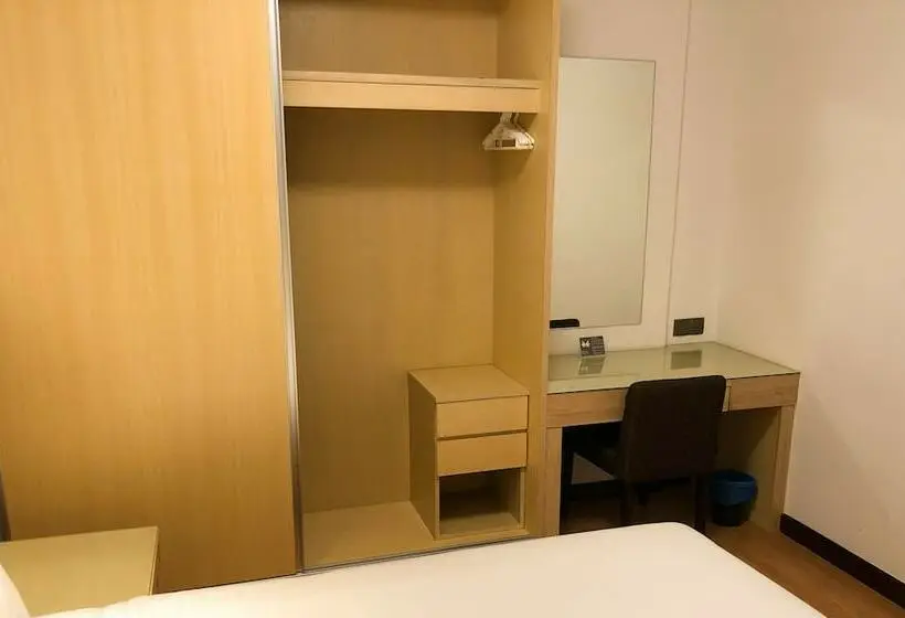 آپارتمان عادی 1 خوابه, Luco Apartments At Imperial Suites