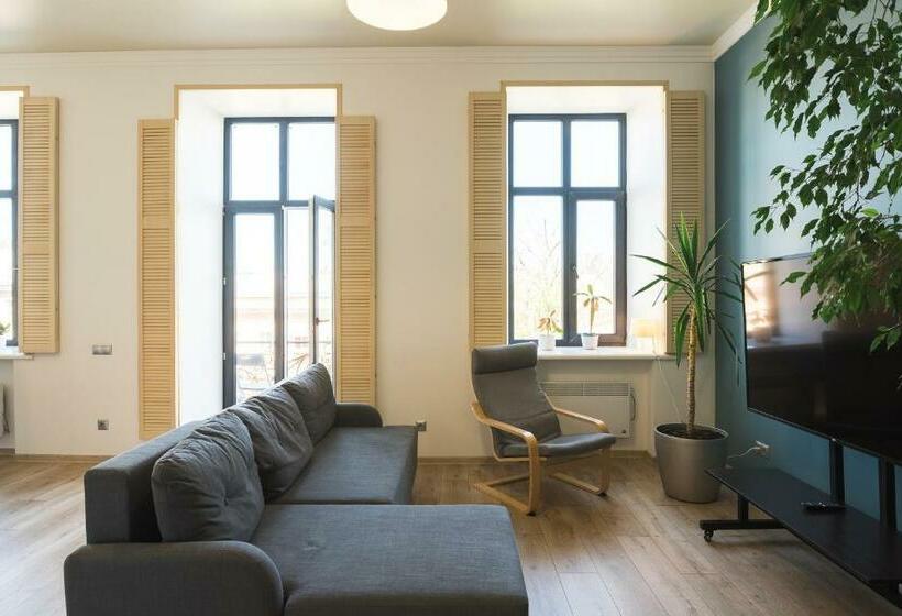 آپارتمان 2 خوابه, Rooftop 2021