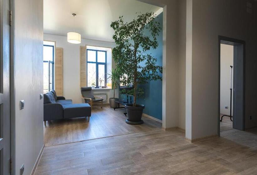 آپارتمان 2 خوابه, Rooftop 2021