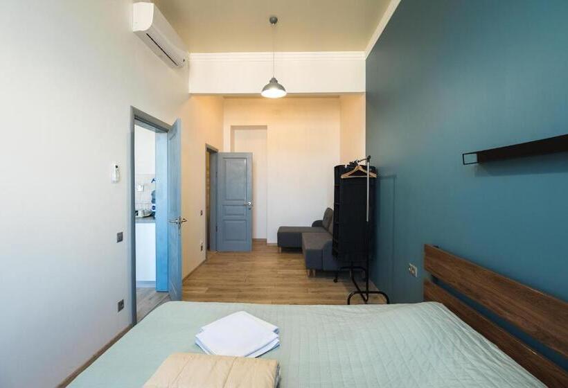 آپارتمان 2 خوابه, Rooftop 2021