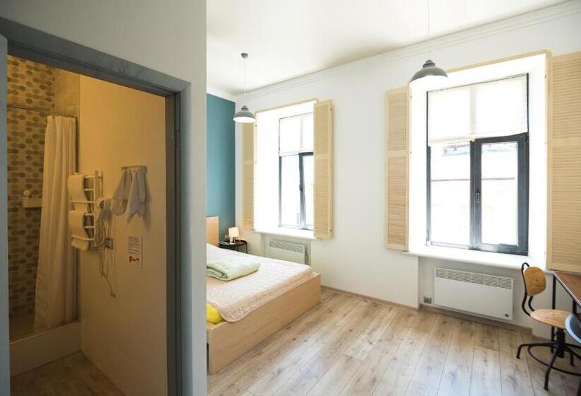 اتاق لوکس, Rooftop 2021