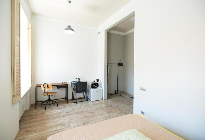 اتاق لوکس, Rooftop 2021