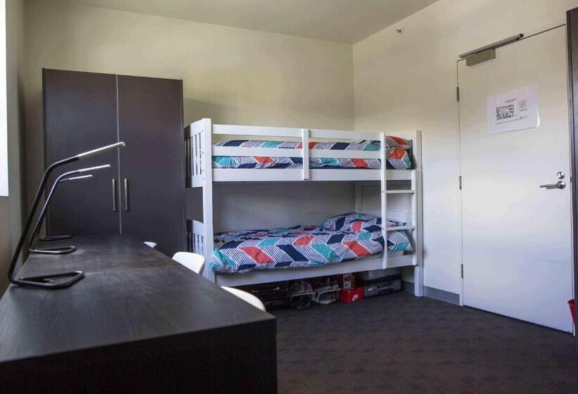 Quarto Estandar, Carrichouse