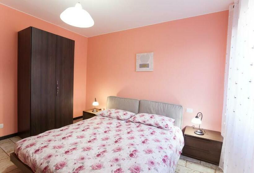 Номер Стандарт, B&b Cimetti Monica