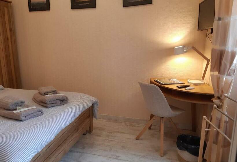 غرفة قياسية حمام مشترك, Au Bon Vivant