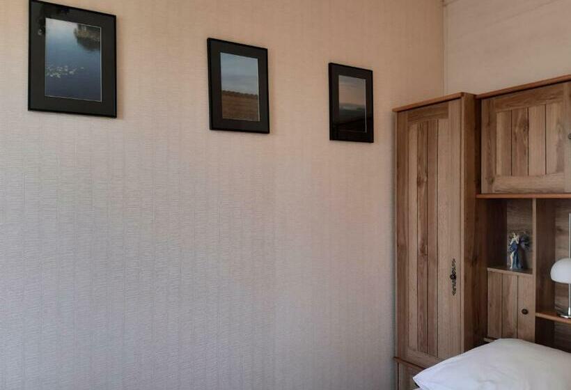 غرفة قياسية حمام مشترك, Au Bon Vivant