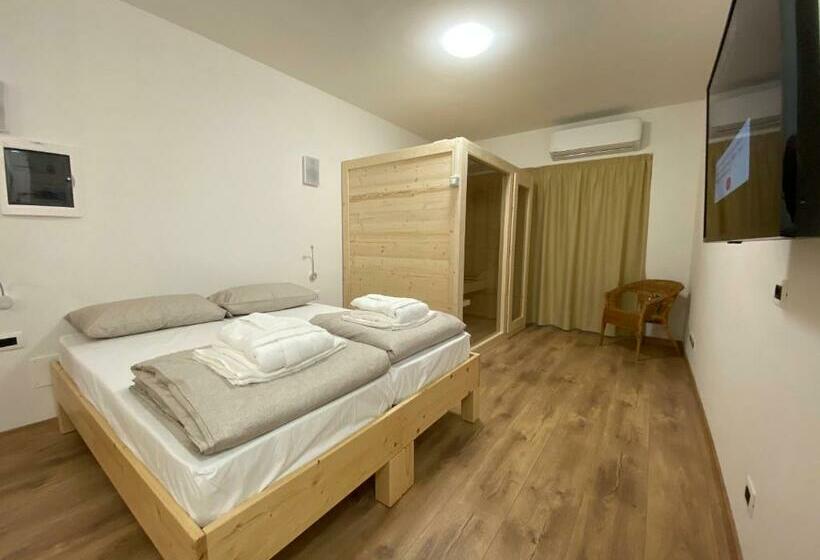 اتاق سوپریور چهار تخته, Sky Garden & Wellness R