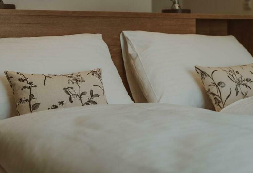 Номер Стандарт, Burghotel Schlaining