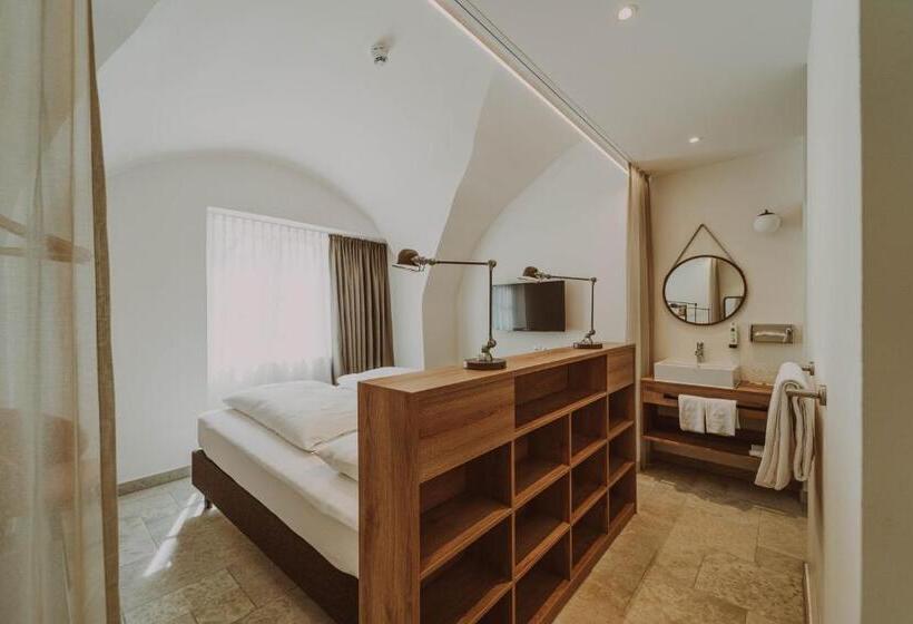 Номер Superior, Burghotel Schlaining