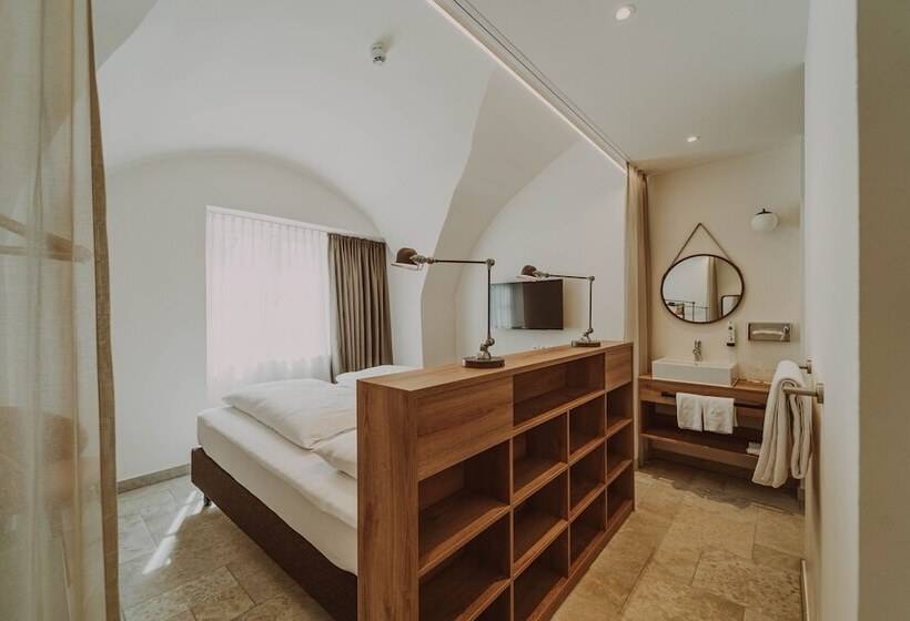 Номер Superior, Burghotel Schlaining