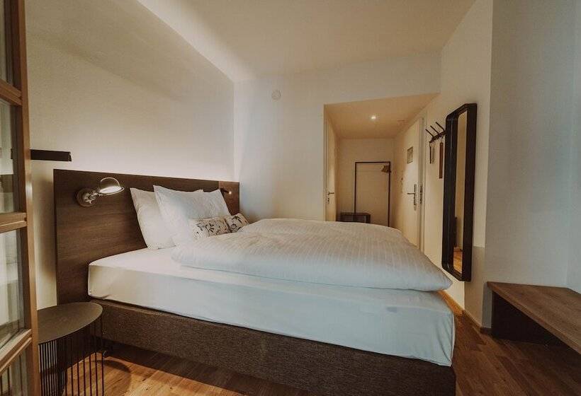 Номер Basic, Burghotel Schlaining