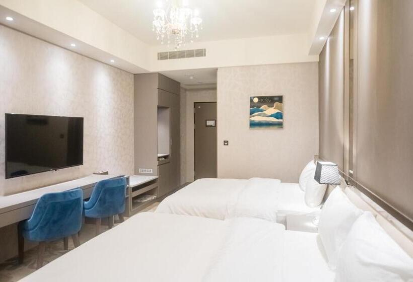 اتاق استاندارد با چشم‌انداز دریا, Grand Hotel Lili