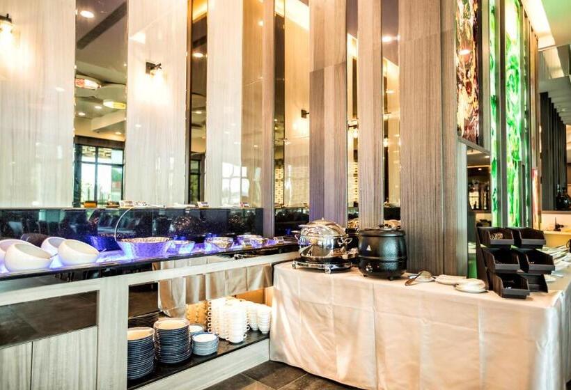 اتاق استاندارد با چشم‌انداز دریا, Grand Hotel Lili