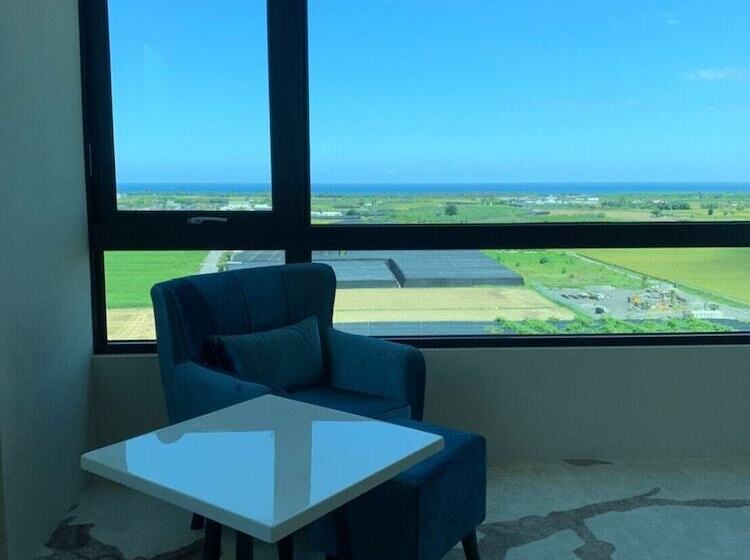 اتاق استاندارد با چشم‌انداز دریا, Grand Hotel Lili