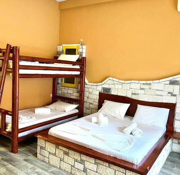 חדר דלוקס לארבעה, Adriatik Orikum