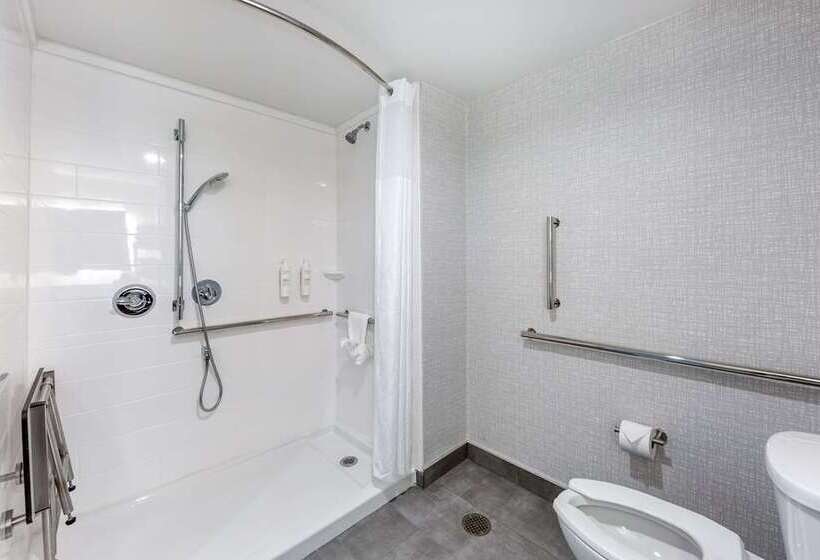스탠다드 룸, Hampton Inn Wabash