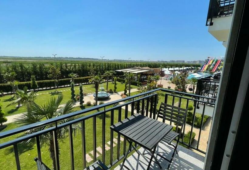 스탠다드 룸 풀장 전망, Nuevo Deluxe