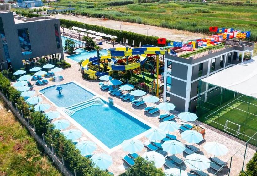 풀장 전망 스위트, Nuevo Deluxe